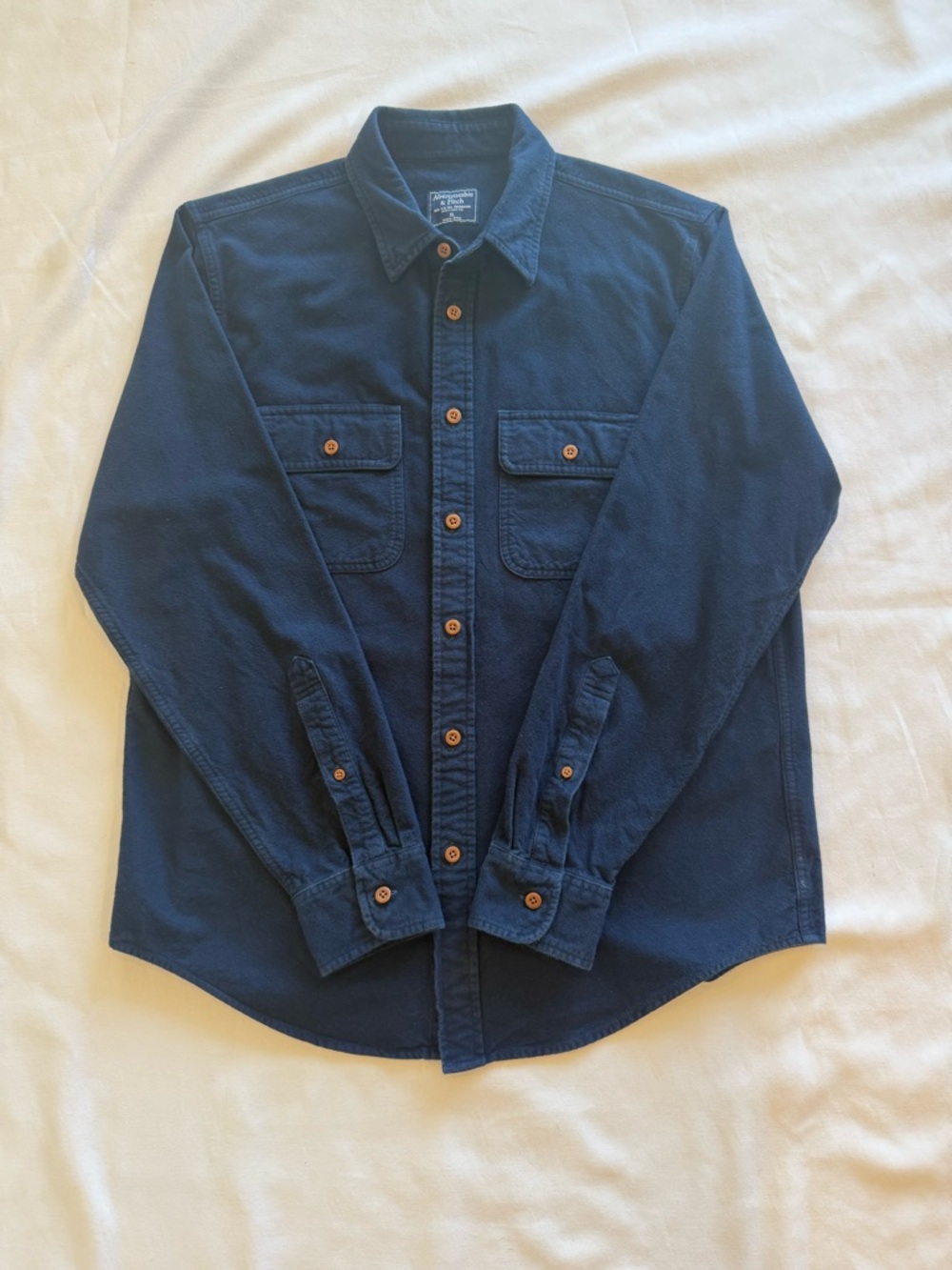 Abercrombie & Fitch Men’s XL Navy Blue Flannel Long Sleeve Button Up